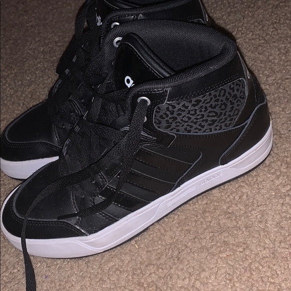 Adidas - Picture 4 of 5